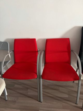 Sillas de salón rojas (2 unidades)