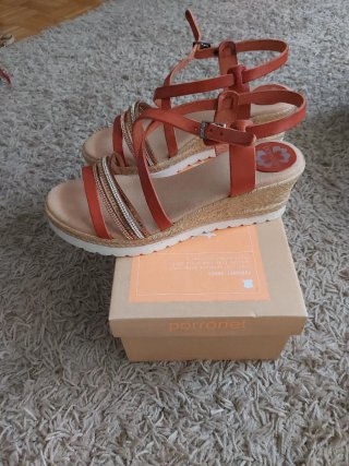 Sandalias Porronet cuña T.38