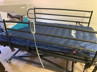 Cama articulada eléctrica en muy buen estado.