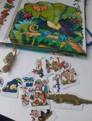 LIBRO CUENTO 3D POP-UP LA SELVA TROPICAL