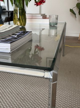 Mesa Centro Cristal y Metal Diseño Mid Century