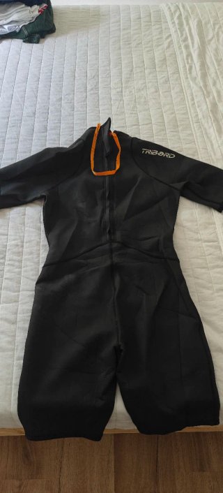 Traje neopreno Tribord corto (1 uso)