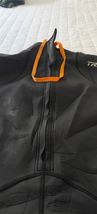 Traje neopreno Tribord corto (1 uso)