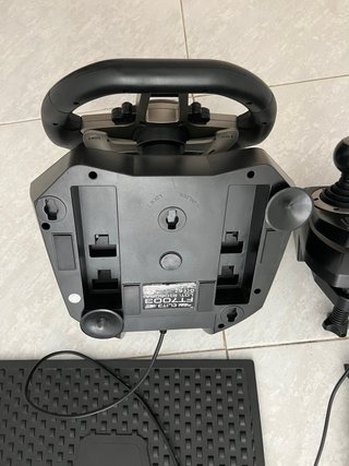 Volante con todo!Compatible para todas lasconsolas