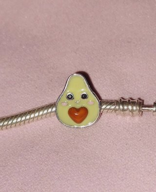 Charm Aguacate
