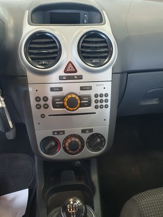 Opel Corsa Económico