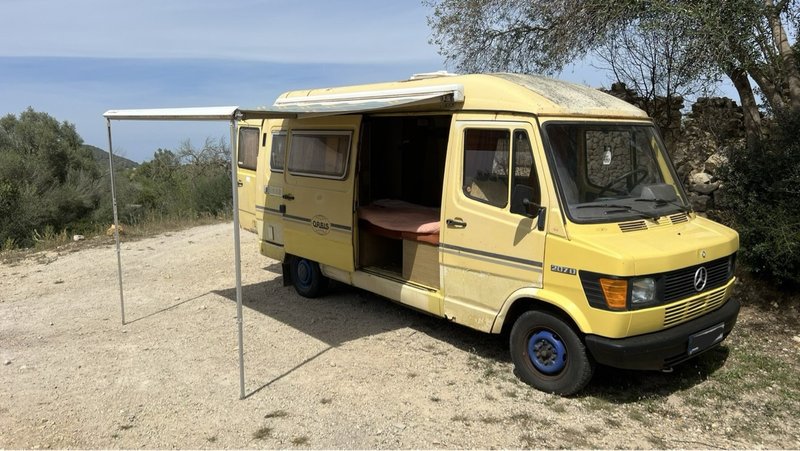 Mercedes-Benz Sprinter 1980 - foto 1