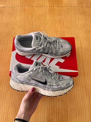 Nike P6000 Gris y Blanco