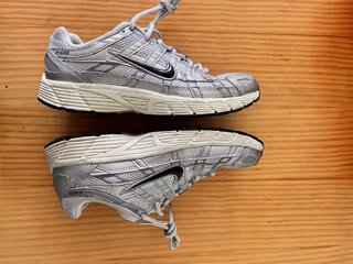 Nike P6000 Gris y Blanco