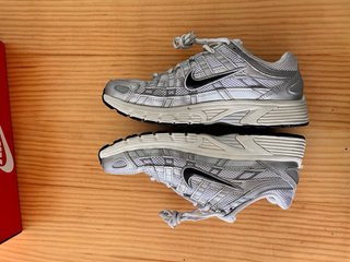 Nike P6000 Gris y Blanco