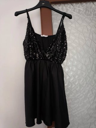 Abito elegante da sera nero. ☺️