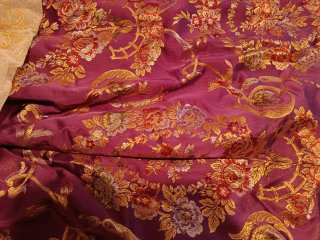Traje de Fallera Morado y Dorado