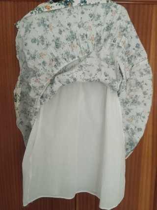 Vestido Zara floral blanco