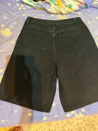 Pantalones vaqueros negros con pedrería