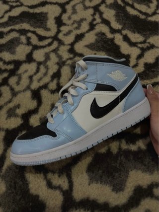 Zapatillas Nike Air Jordan 1 Mid, Streetwear