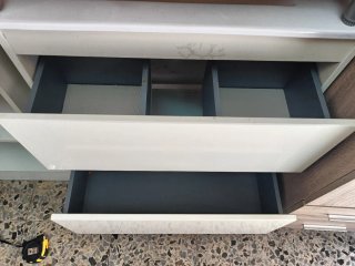 Mueble de baño con lavabo integrado