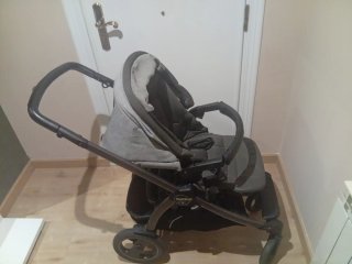 Passeggino Peg Perego reversibile e pieghevole