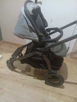 Passeggino Peg Perego reversibile e pieghevole