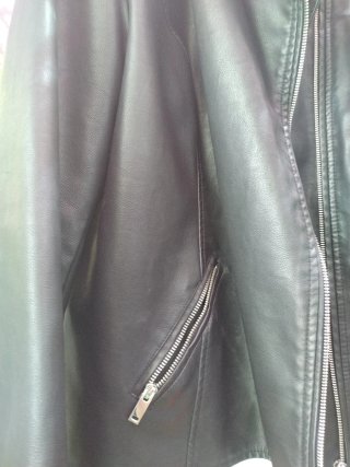 Chaqueta de piel, talla L, unixes, perfecto estado