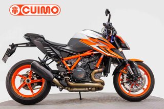 KTM 1290 SUPER DUKE R