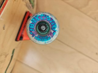 Skate Globe con ruedas Haze Wheels