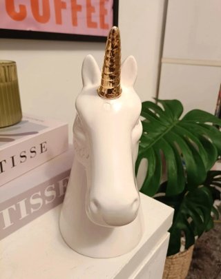 Lote: Figura/hucha Unicornio, Vela y Bandejas Cact