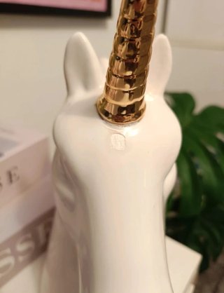 Lote: Figura/hucha Unicornio, Vela y Bandejas Cact