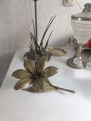 Cenicero Vintage Flor Metal Dorado