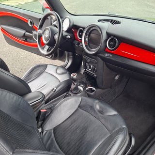 MINI Cooper 2011