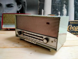 Radio Philips Antigua Baquelita - Funciona 125V