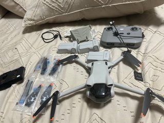 Dron DJI Mini 3