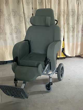 Silla de ruedas nueva