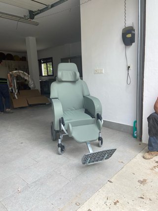 Silla de ruedas nueva