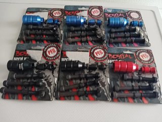 Pegs Bestial Wolf universales 7€ unidad.