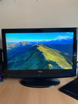 Televisor TCL 22” Negro