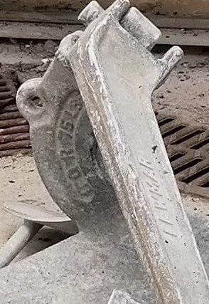 Ancla náutica LEWMAR de acero de 32 kg