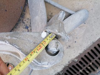 Ancla náutica LEWMAR de acero de 32 kg