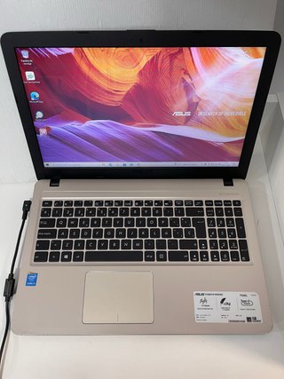 Portátil ASUS F540L