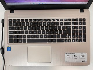 Portátil ASUS F540L