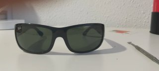 Gafas Ray-Ban negras lentes verdes