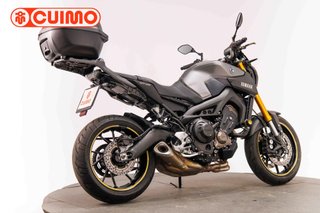YAMAHA MT 09
