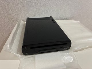 Nintendo Wii U Premium Pack Mario & Luigi