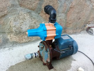Bomba motor riego jardin Controlador Presión