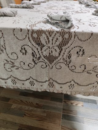 Mantelería y 12 servilletas a juego encaje beige