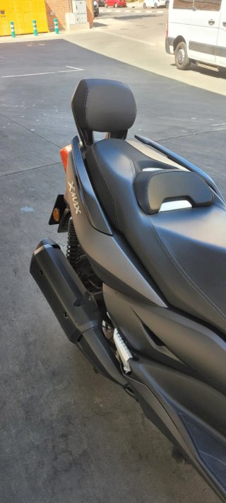 Yamaha XMAX 300 ABS (2018) - 10.000 km ¡Impecable!