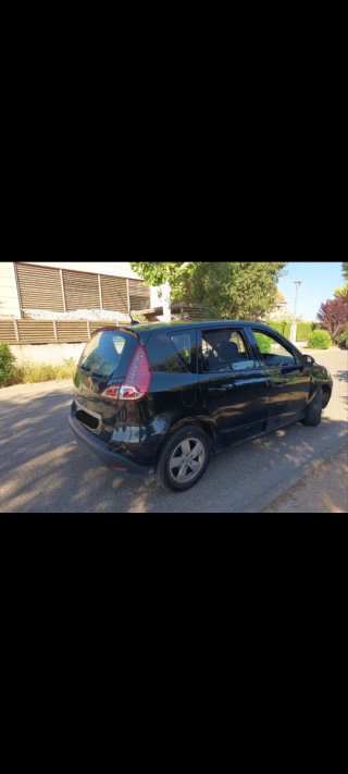 Renault Scenic 2011
