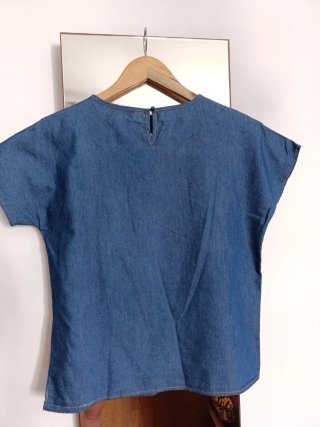 Blusa vaquera bordada October Talla S