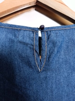 Blusa vaquera bordada October Talla S