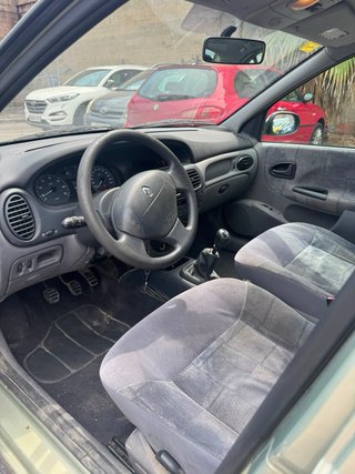 Renault Megane 2003