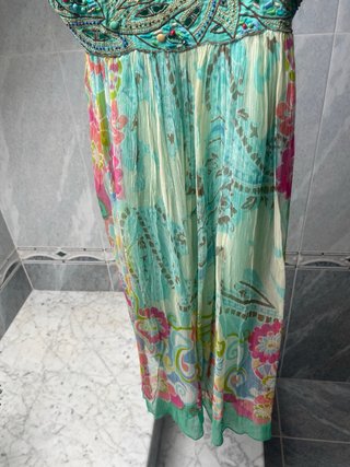 Vestido midi estampado verde y multicolor